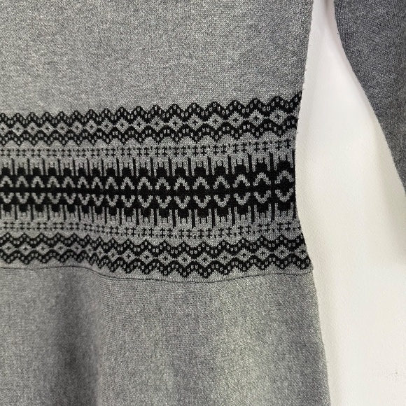 Taylor Gray & Black Sweater Dress - Picture 6 of 8